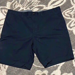 Michael kors men’s flat front shorts. Like new.